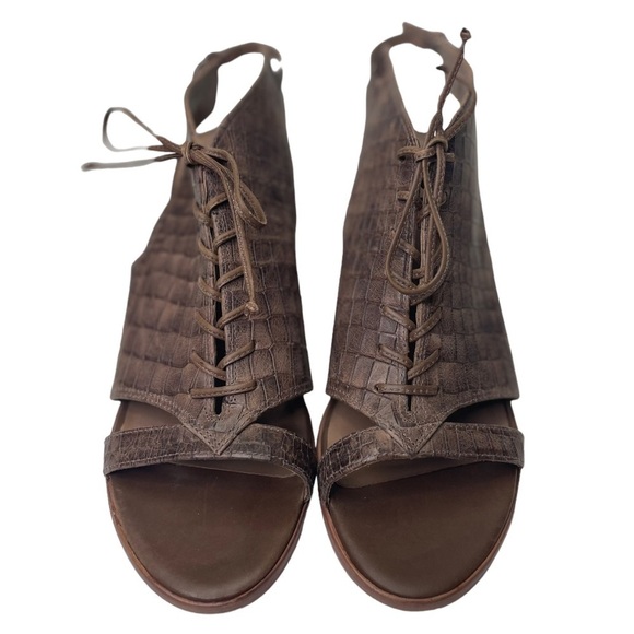 Bernardo Women’s Made in Brazil Brown Heeled Sandals - Picture 4 of 9